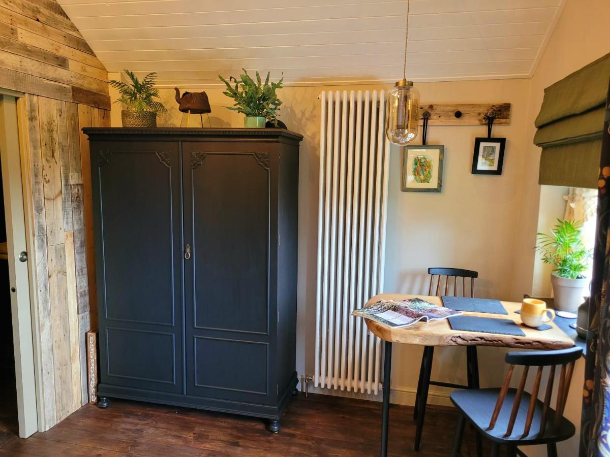 Kettle Tree Cabin Welshpool Exterior photo
